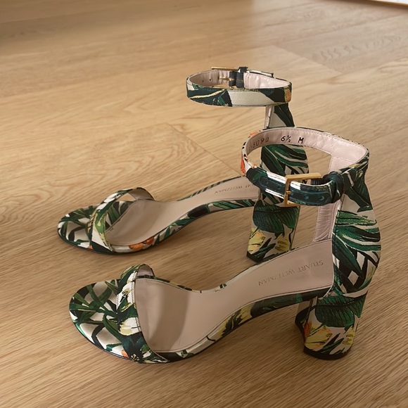 Stuart Weitzman Green Floral Plant Heels - Picture 3 of 9